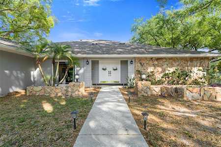 1009 Morfield Ln Brandon, FL 33511