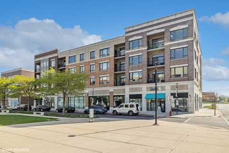 801 Village Center Dr #202 Burr Ridge, IL 60527