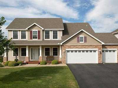 3903 Fallgold Parkway N Brooklyn Park, MN 55443