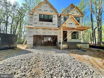 1518 Parker View Ln Arnold, MD 21012