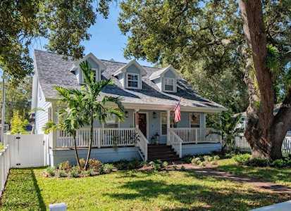 516 36th Ave N St. Petersburg, FL 33704