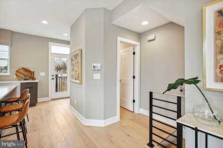 3164 Ascent Rd Falls Church, VA 22042