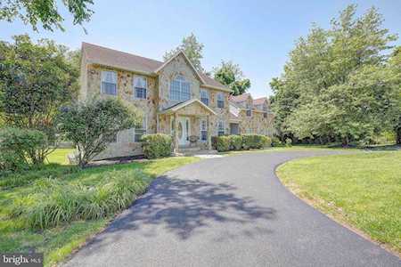 7 Poplar Point Rd Edgewater, MD 21037