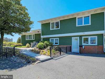 207 Dolphin St Ocean City, MD 21842