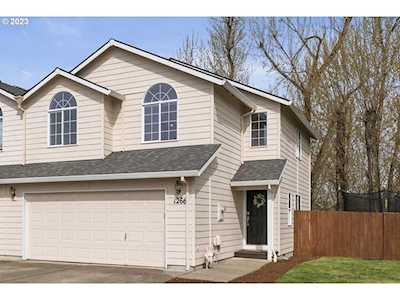 1266 Elana DR Woodburn, OR 97071