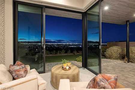 427 Serenity Point Dr Henderson, NV 89012
