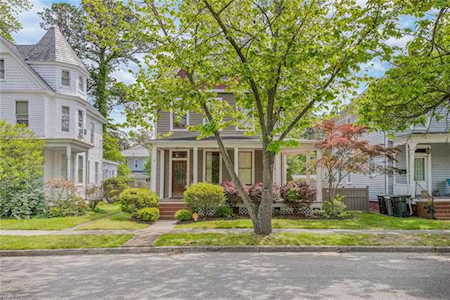 163 Linden Ave Hampton, VA 23669