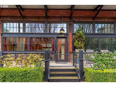 629 NW 11th AVE Portland, OR 97209