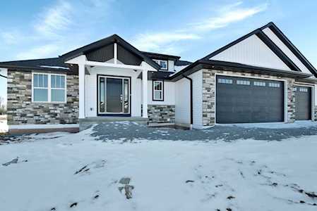1469 Chickory Ct De Pere, Town of Lawrence, WI 54115