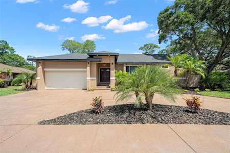 107 Rosewood Dr Palm Harbor, FL 34685