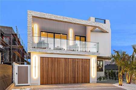 209 W Avenida San Antonio San Clemente, CA 92672