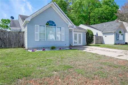 5800 Glen View Dr Virginia Beach, VA 23464