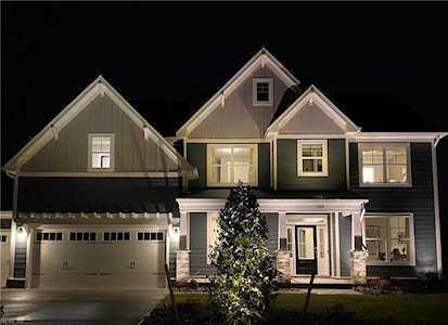 214 Werdna Lane Chesapeake, VA 23322