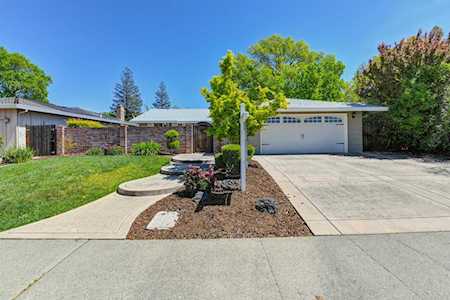 7387 Farm Dale Way Sacramento, CA 95831