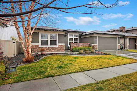 2968 E Deerhill Drive Meridian, ID 83642