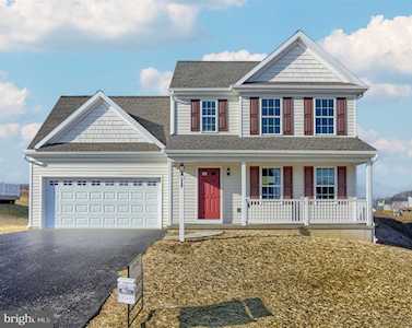 317 Darlington Court New Providence, PA 17560