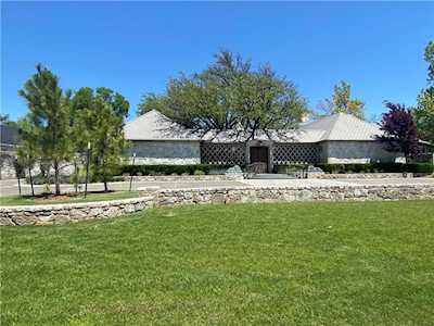1601 Westminster Place Nichols Hills, OK 73120