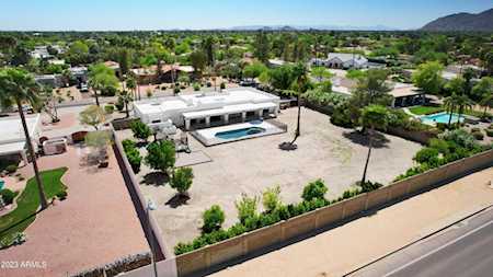 8550 E Pepper Tree Lane Scottsdale, AZ 85250