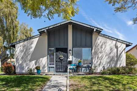 11034 Via Parma San Diego, CA 92129