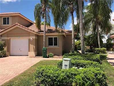 5766 NW 127th Ter Coral Springs, FL 33076
