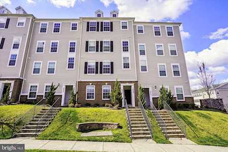 2937 Gilder Way Dumfries, VA 22026