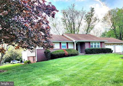 10533 Martellini Dr Laurel, MD 20723