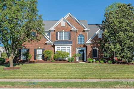 5210 King Arthur Dr Charlotte, NC 28277