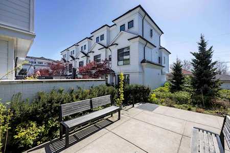218 W 62nd Avenue #5 Vancouver, BC V5X 0G9