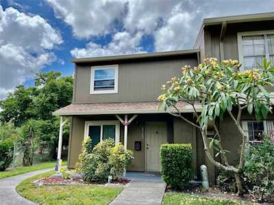 6902 San Mateo Ct Tampa, FL 33615