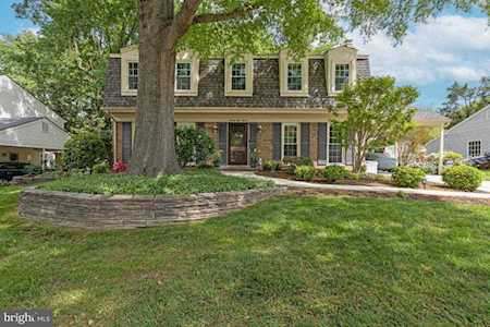 7313 Langsford Ct Springfield, VA 22153