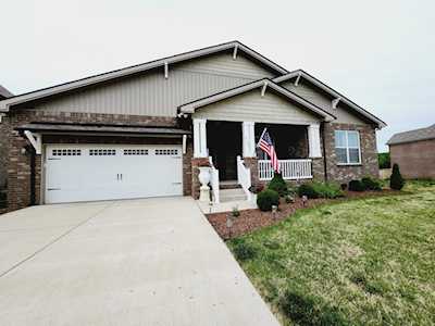 4104 Clint Way Murfreesboro, TN 37128