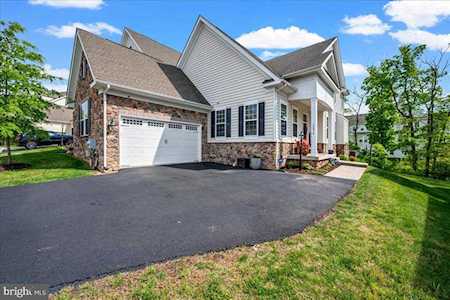 20874 Goose Preserve Dr Ashburn, VA 20148
