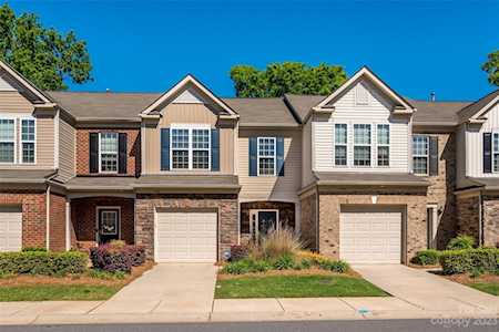 5948 Carrollton Ln Charlotte, NC 28210