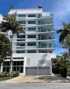 1133 102nd St #307 Bay Harbor Islands, FL 33154