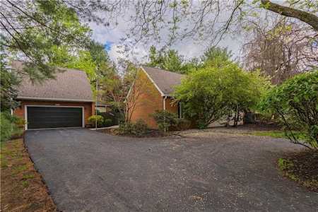 2565 Houghton Lean Macungie, PA 18062