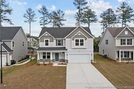 126 Pinnacle Dr Spring Lake, NC 28390