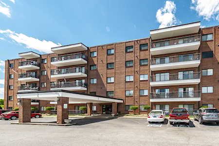 200 Sanders Ferry Rd #2103 Hendersonville, TN 37075