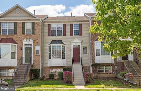 2417 Old Mystic Ct Crofton, MD 21114
