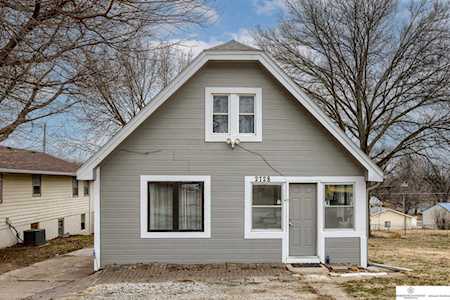 2728 Olive St Bellevue, NE 68147