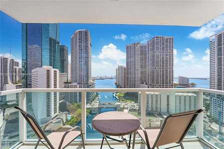 31 SE 5th St #2402 Miami, FL 33131