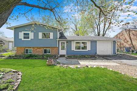 176 Oxford Rd Bolingbrook, IL 60440