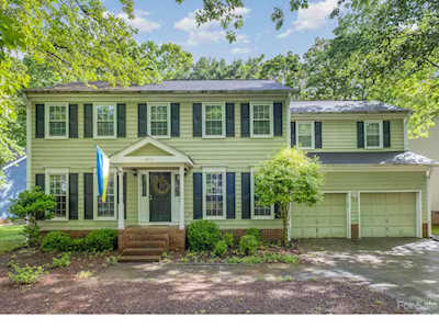 2315 Hunters Bluff Dr Matthews, NC 28105