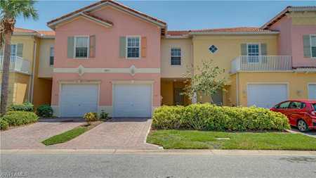 9821 Quinta Artesa Way #104 Fort Myers, FL 33908