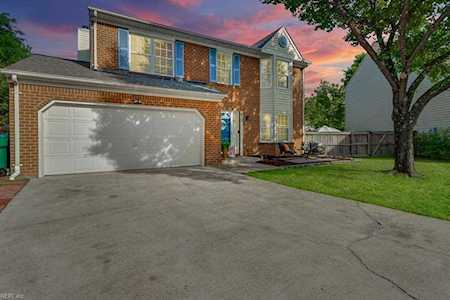812 Ward Ct Newport News, VA 23602