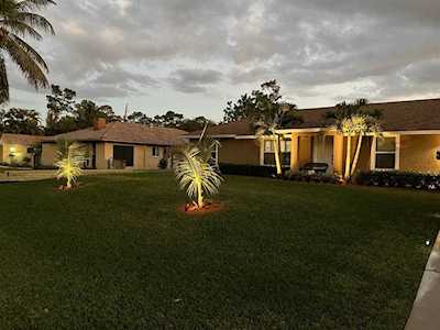 61 W Mango Road Lake Worth, FL 33467