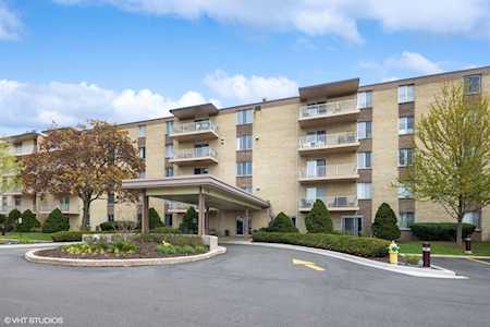 110 W Butterfield Rd #108S Elmhurst, IL 60126