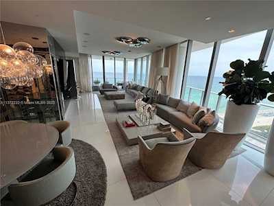 17475 Collins Ave #1402 Sunny Isles Beach, FL 33160