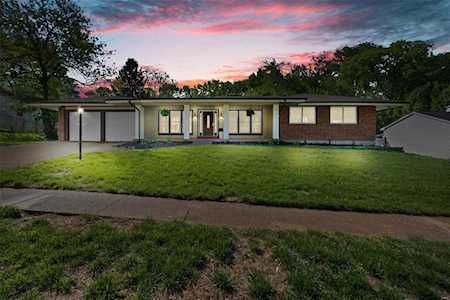 13112 Old Farm Dr St Louis, MO 63146