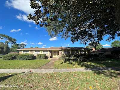5712 Finch AVE Jacksonville, FL 32219