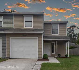 11668 Tanager DR Jacksonville, FL 32225
